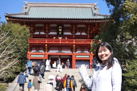 Kamakura:Guided Day Tour with Great Buddha and Bamboo Temple