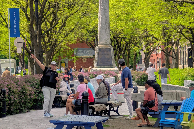 Montreal: Dark History Walking Tour in Old Montreal