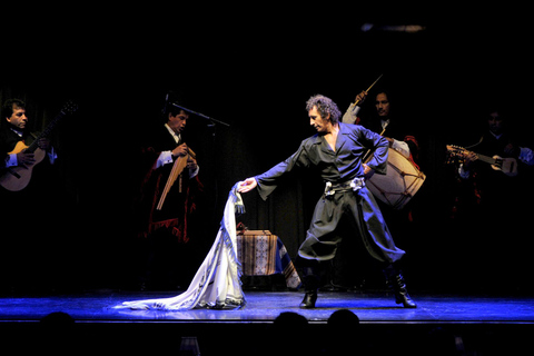 La Ventana VIP: Wine Tasting + Dinner + Show