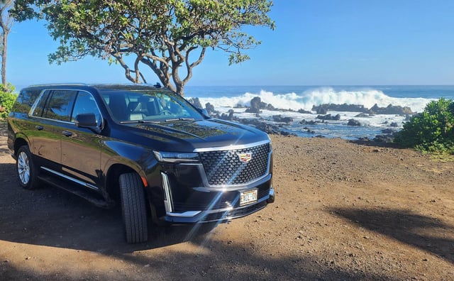 Tur privat VIP Road to Hana în Cadillac Escalade w Pickup