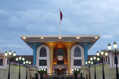 Muscat :evening group city tour with pick-up