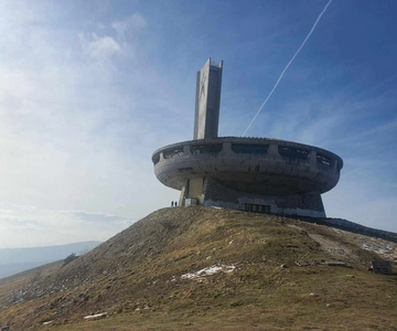 Tombe thrace de Kazanlak et monument de Buzludzha (UNESCO)
