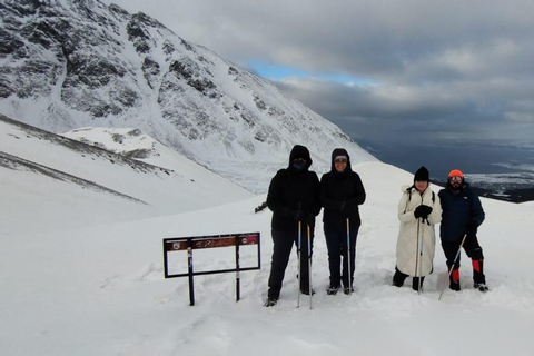 Ushuaia: Martial viewpoints hiking tour