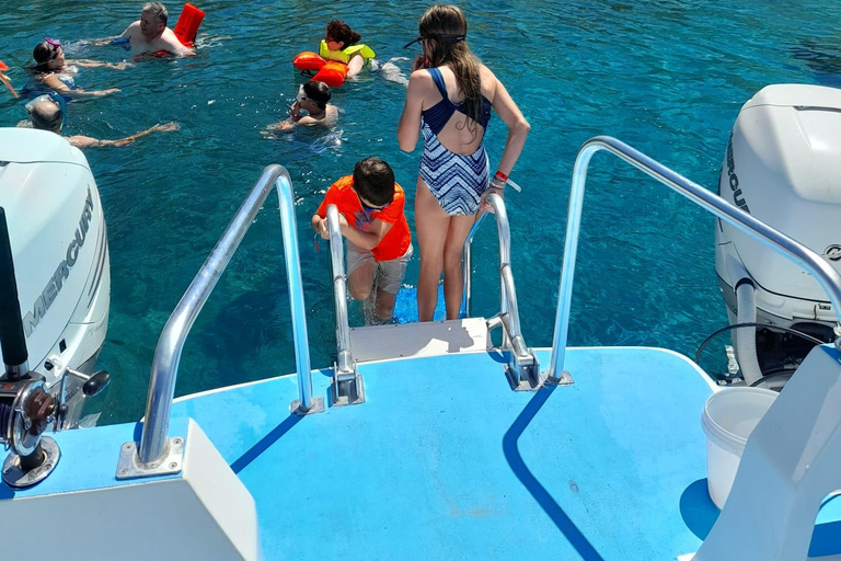 Private Coastal Boat Tour on St. Kitts and Nevis Private Coastal Boat Tour on St. Kitts and Nevis