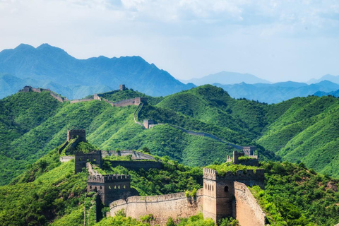 Beijing: Jinshanling Great Wall Guided Tour with Transfers 跟团游：车+票+观光车