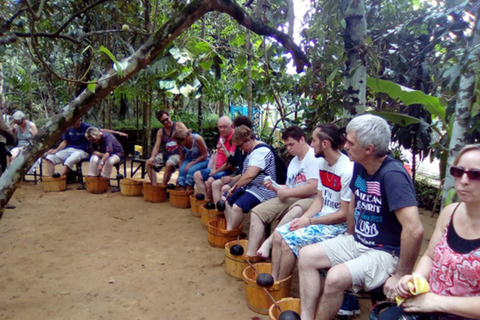 Um dia tranquilo no vilarejo de Thuy BieuAula de culinária na vila de Thuy Bieu