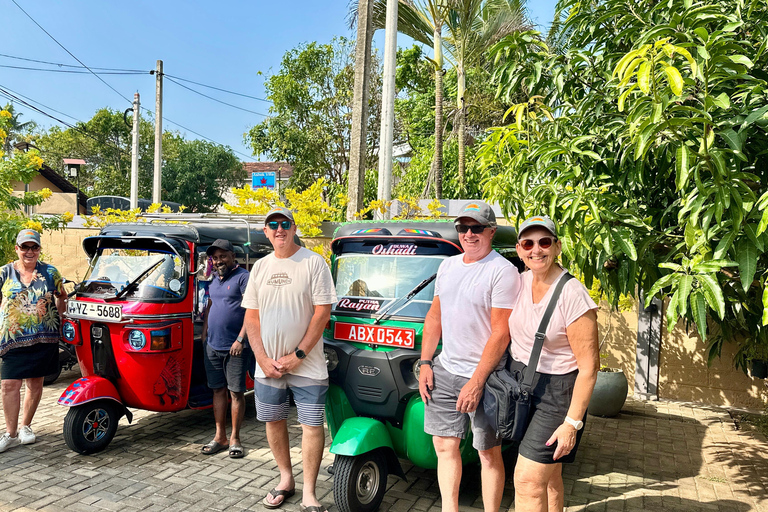 Negombo City Explorer Adventure by Tuk-Tuk (Included Pickup)