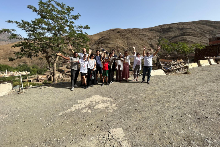 Marrakech to Fes 3 day Desert Tour Camel & luxury Tente Marrakech to Fes 3 day Desert Tour Standard Desert Tents