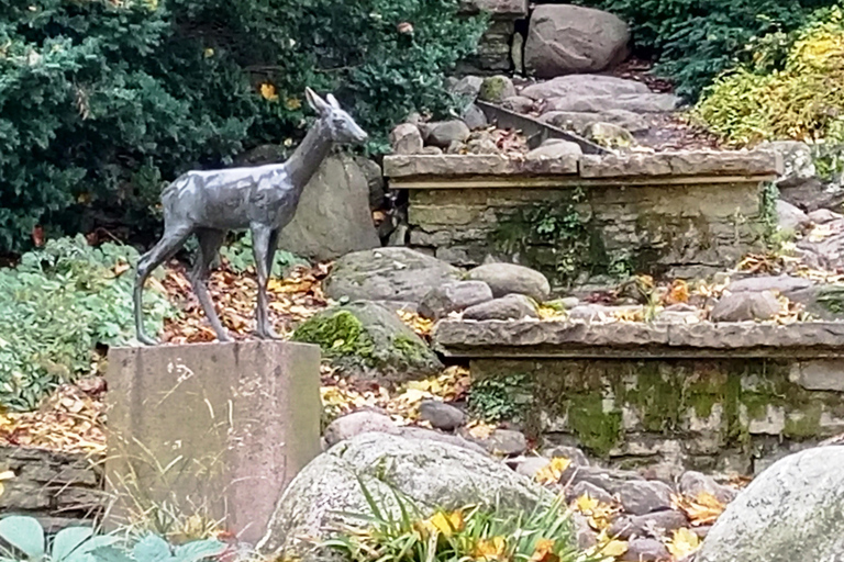 Tallinn: Old Town Winter Legends and Christmas Market Tour