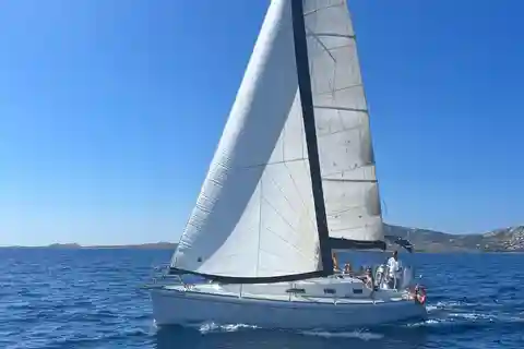 Asinara: Gita in barca a vela nel parco dell'Asinara