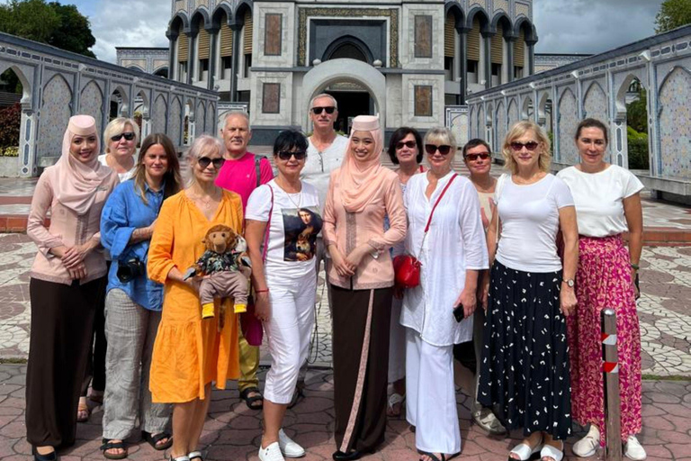 Bandar Seri Begawan: Guided City Tour with Water Village