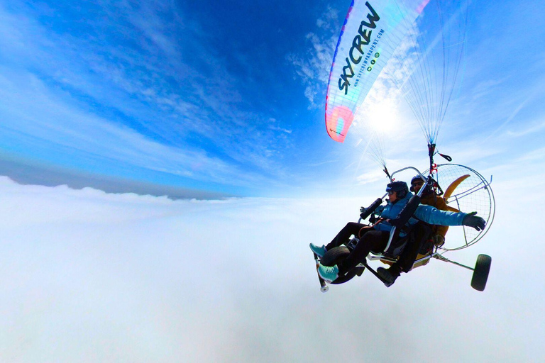 Coma-Ruga: Vuelo en paramotor con reportaje de fotos y videos