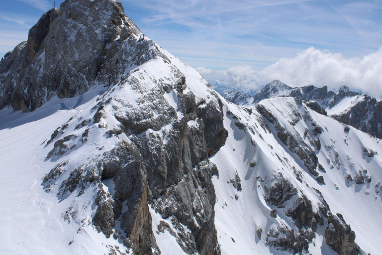 From Vienna: Day Trip to Dachstein & Hallstatt