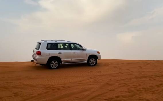 Dubai: Dune Bashing, Quad Bike, BBQ Dinner & Beduinen Camp