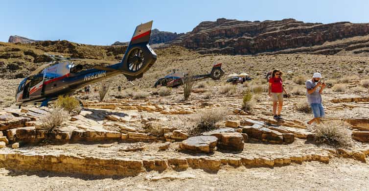 From Las Vegas: Grand Canyon Helicopter Tour with Champagne