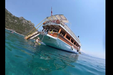 Marmaris: Captain Bulls Boat Trip with BBQ & Drinks Boat Trip with BBQ & Soft Drinks