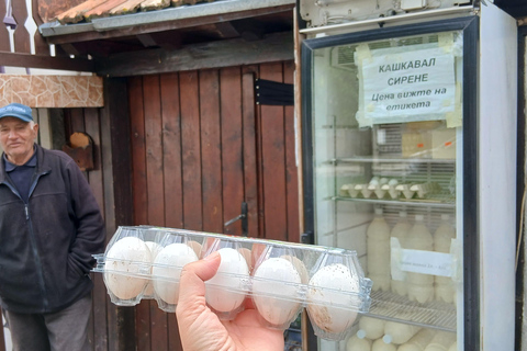 Sofia: Banitsa Pastry Class with a Local with Bulgarian Wine