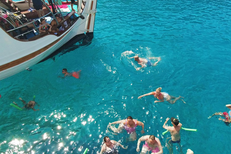 Tageskreuzfahrt nach Lindos mit Badepausen ab Faliraki und KalitheaTagesausflug nach Lindos mit Badepausen ab Faliraki und Kalithea