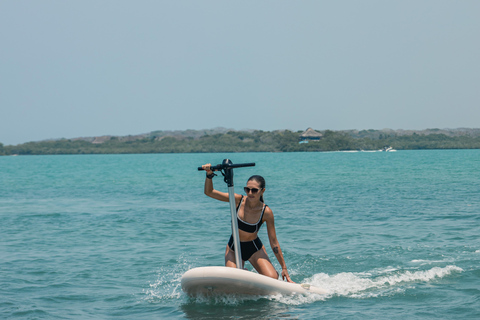 Cartagena: Esperienza di Efoil Flitescooter BARÚCartagena: Esperienza con Efoil Flitescooter (30 minuti)