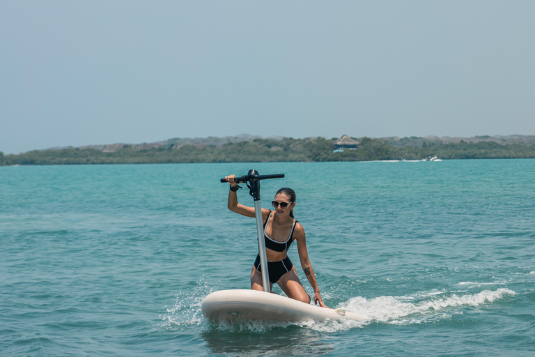 Cartagena: Esperienza di Efoil Flitescooter BARÚCartagena: Esperienza con Efoil Flitescooter (30 minuti)