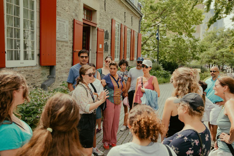 Montreal: Old Town Walking Tour of History and Landmarks