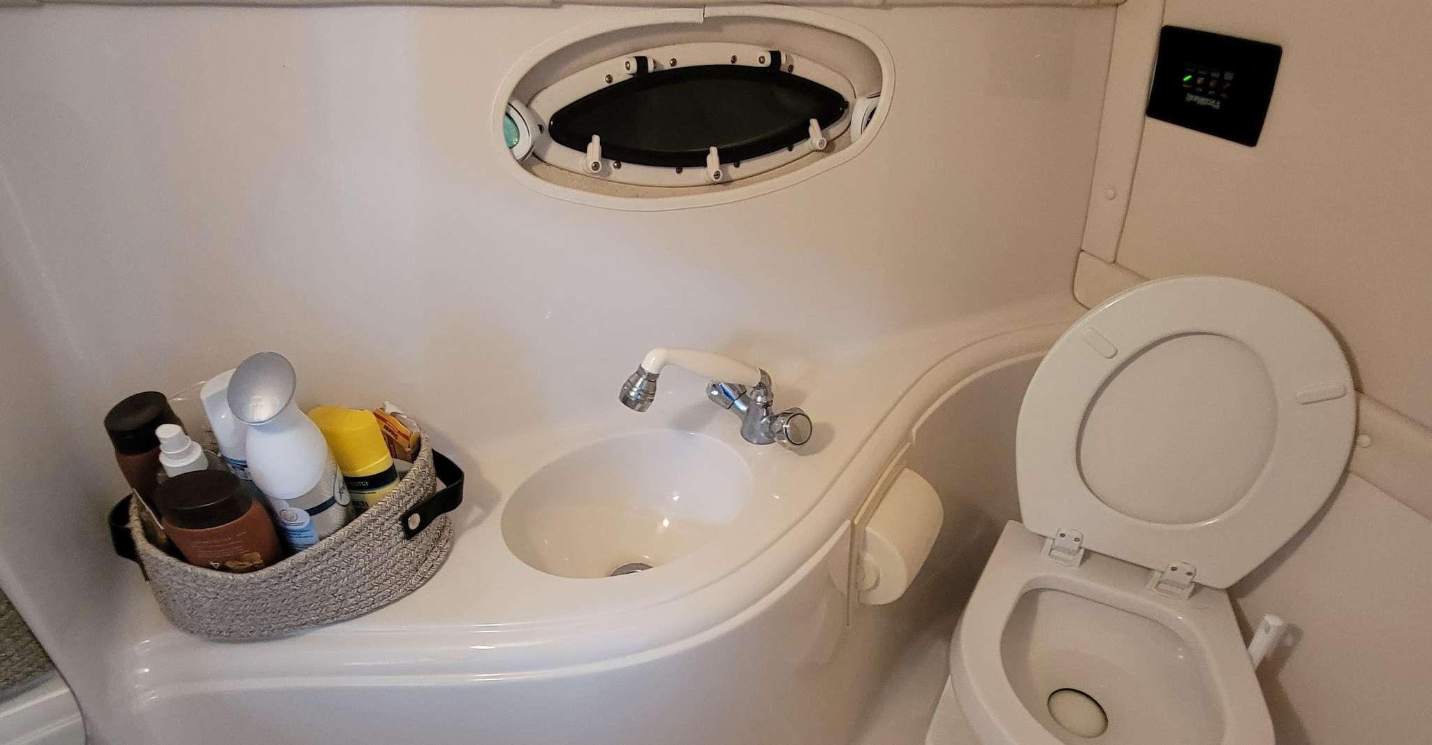 Miami: Exclusive Private Boat Guided Tour photo 11