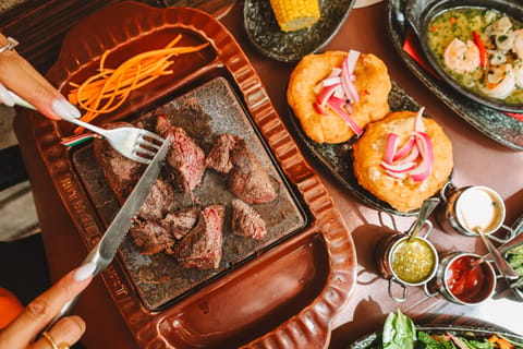 Budapest: 400°C Hot Stone Steak Dinner Experience