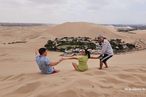 Paseo loco en buggy sandboarding y puesta de sol