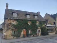 Cotswolds, Stratford-upon-Avon 2-Day Tour with Cottage Stay - Housity