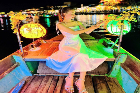 Hoi An Private Lantern Cruise by Romantic Sunset/Night HoiAn Lantern Cruise Private/Sunset/Sunrise/Lighting Lantern