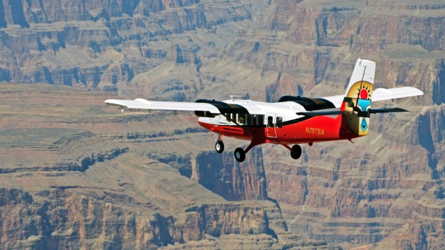Visit From Las Vegas Grand Canyon West Rim Airplane Tour in Creuse, France