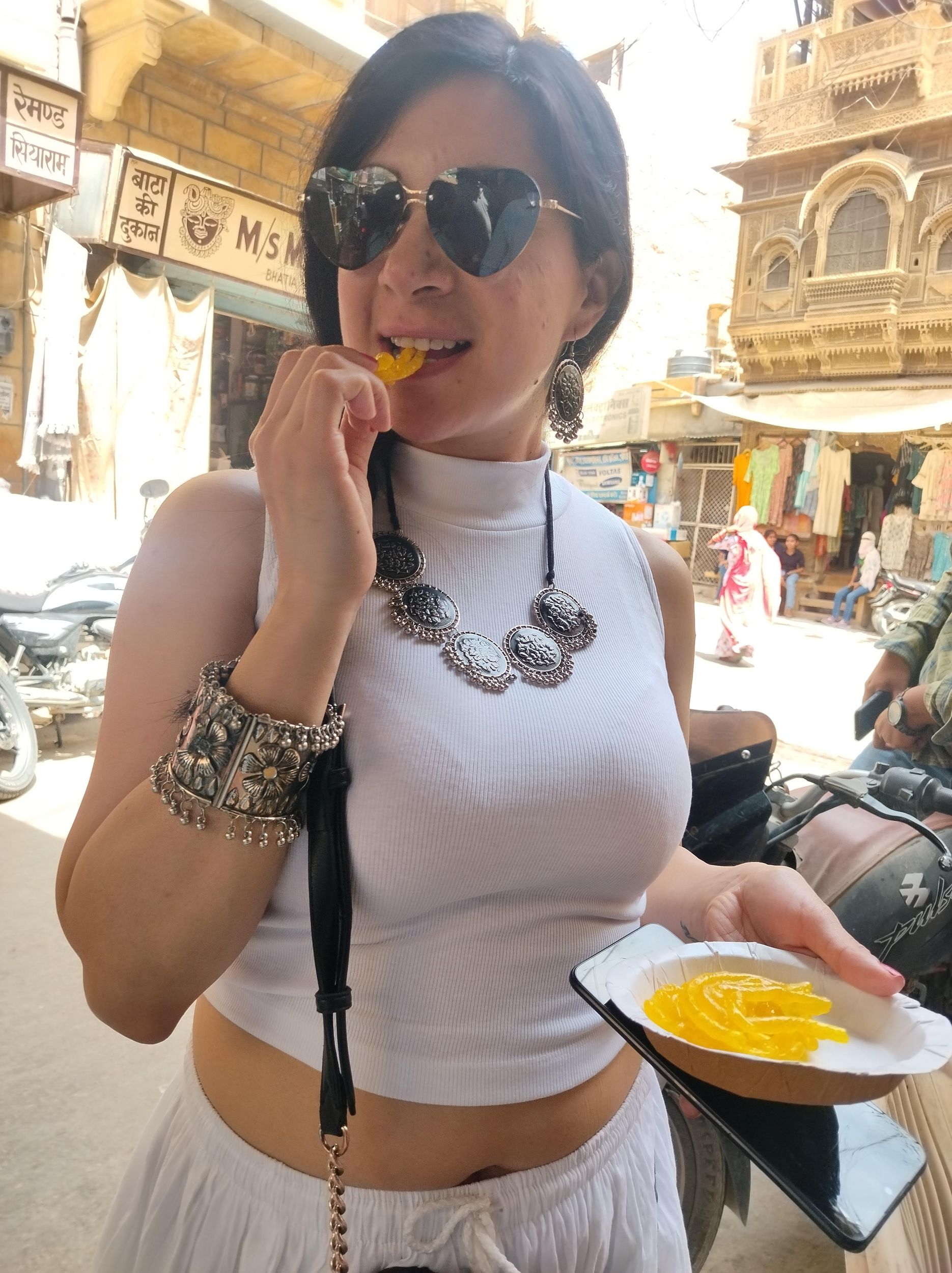 Foodtour durch Jaisalmer: Probiere die Aromen der Goldenen Stadt!