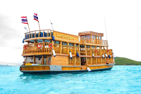 Koh Samui: Pig Island & Koh Tan Snorkeling by Teak Cruise - Image 2