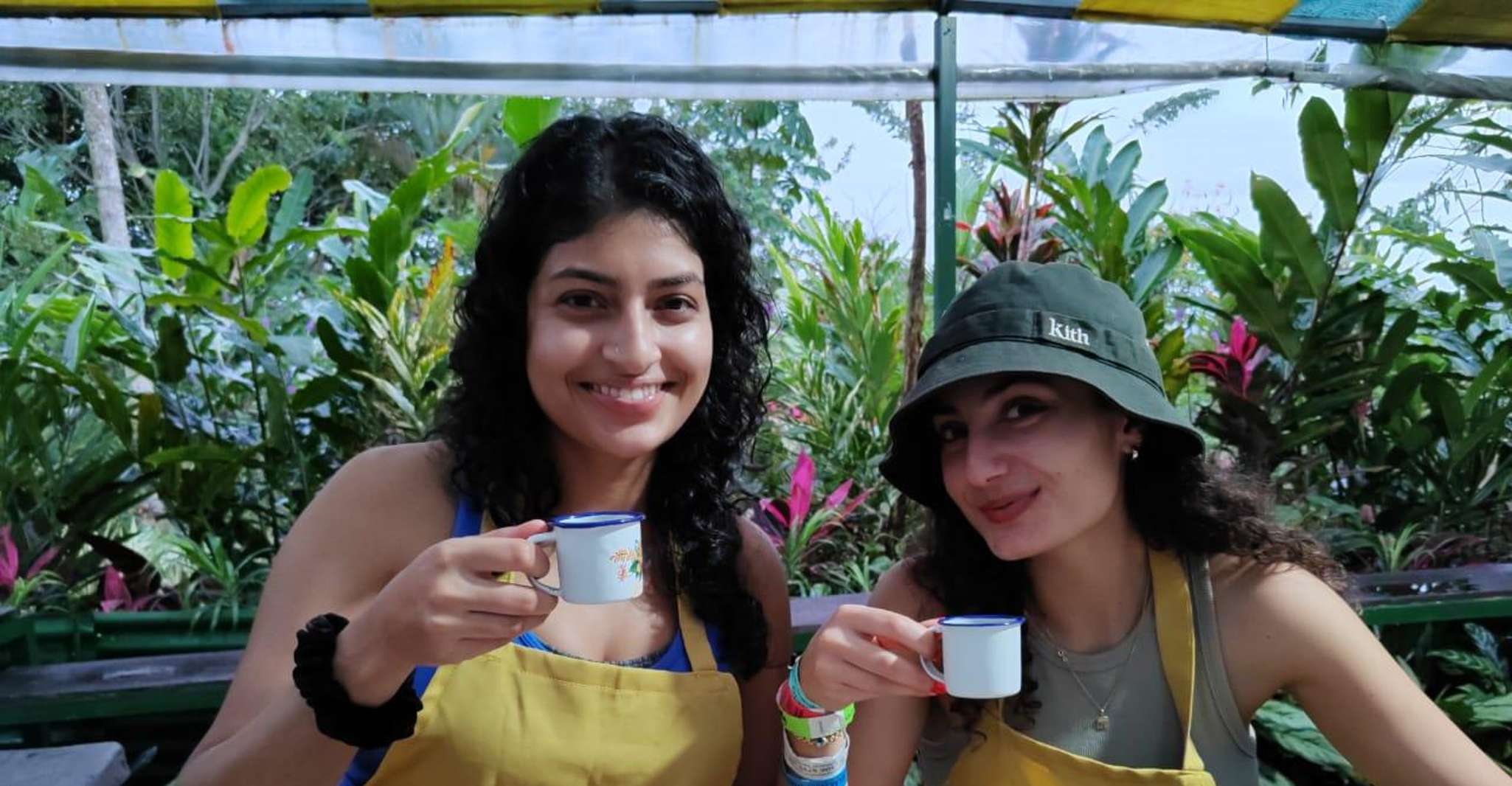 La Fortuna, Garden Walking Tour with Chocolate and Coffee - Housity