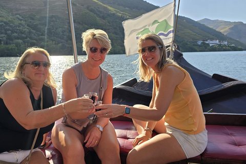 Douro Valley: Private Wine Tour with Lunch