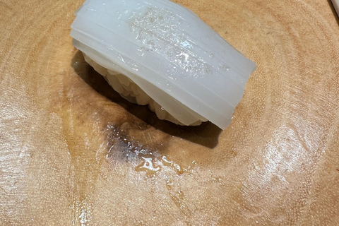 Osaka: Sushi Making and Omakase Sushi Tasting Experience