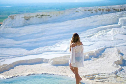 Visita guiada de la ciudad de Pamukkale con traslado al hotel