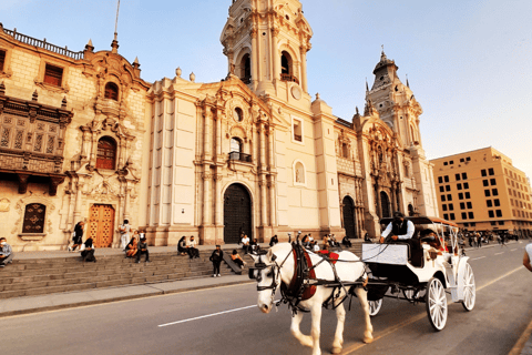 Lima: City Tour of Miraflores, San Isidro, and Colonial LimaLima: City tour colonial and modern Lima with Pisco tasting