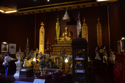 From Chiang Mai: Chiang Rai's Temples and Golden Triangle White Temple, Blue Temple, Wat Phra Keaw and Golden Triangle