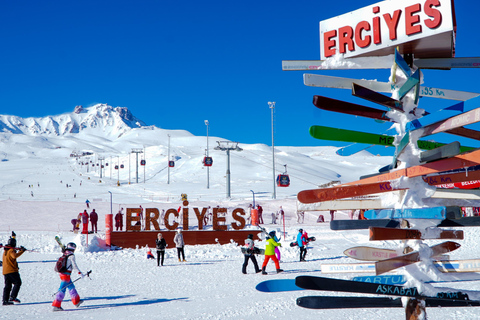 Kappadokien: Berg Erciyes Skifahren und Snowboarden TourTransfer, Mittagessen und gesamte Ausrüstung