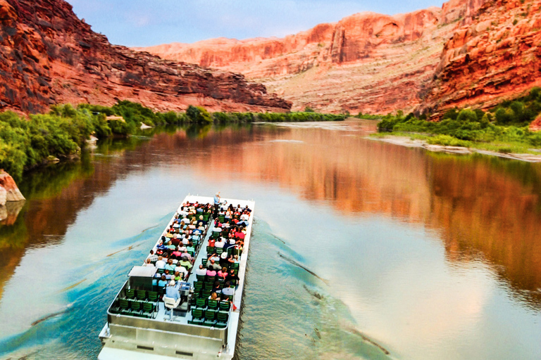 Moab: Colorado River Dinner Cruise with Music and Light Show