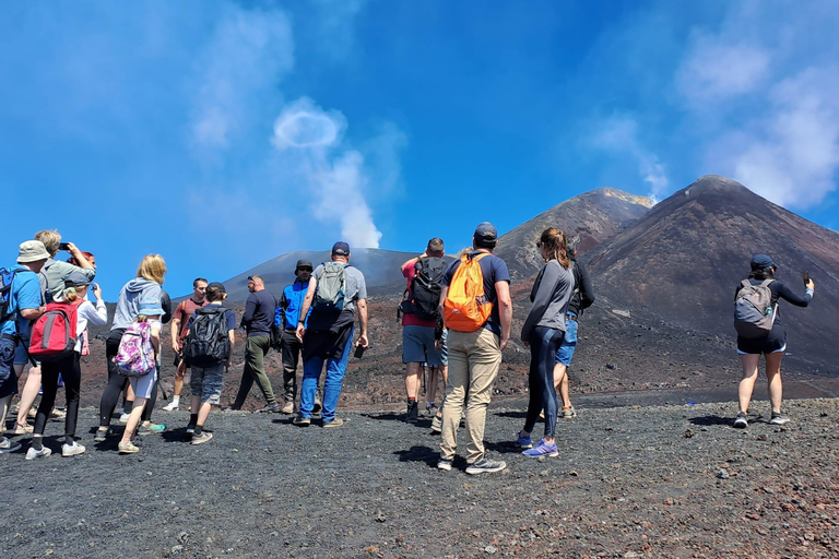 Catania: Guided Tour of Etna with Wine Tasting & Appetizers Guided excursion on Etna from Catania with wine tasting