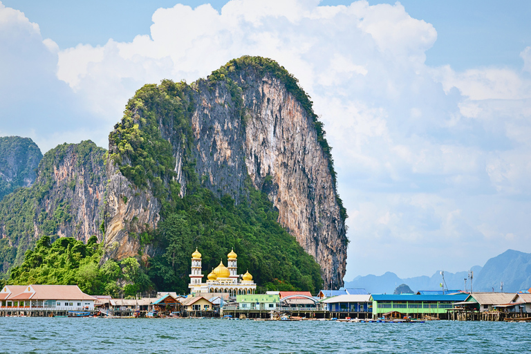 Phuket : Excursion privée en bateau de luxe dans la baie de Phang NgaBateau de luxe de l'époque à partir de Phuket