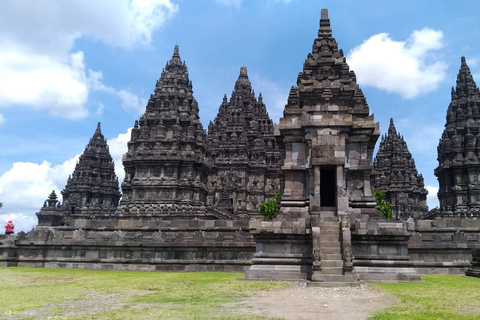 Yogyakarta: jomblang grot& prambanan zonsondergang met lokale gidsYogyakarta: jombalng grot en prambanan tempel