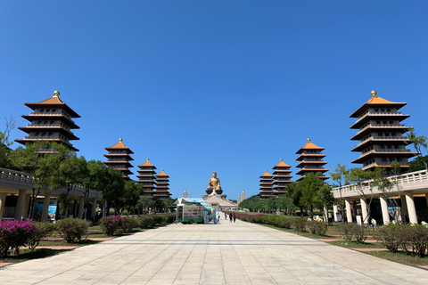 Kaohsiung: Private City Tour with Fo Guang Shan Museum