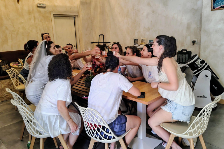 Mediterranean gastronomic experience: Taste traditional wines and tapas in Alicante