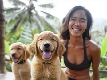 Bali: Aula de Yoga com Cachorrinhos em Canggu e Uluwatu e Bebidas Refrescantes