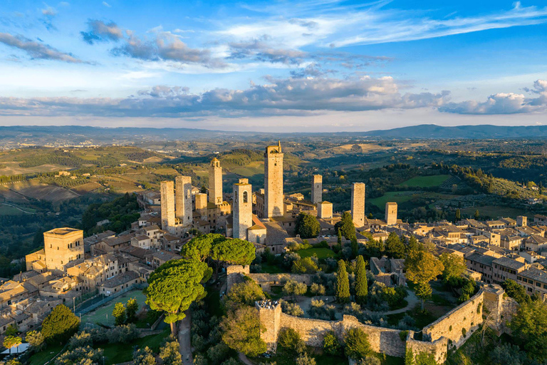 Full-Day Tuscany Tour: Pisa, San Gimignano & Siena Highlight Guide in English