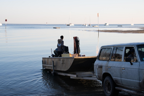 Stradbroke Island: First Nations Oyster Farm Tour & Tasting
