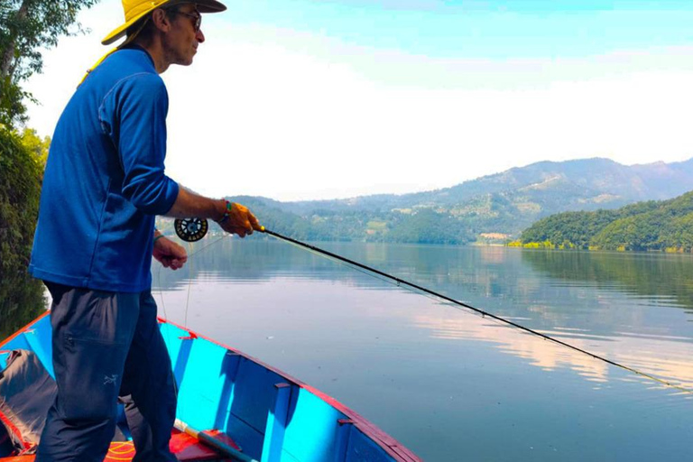 Pokhara: Traditional Fishing & Breakfast by the Lake